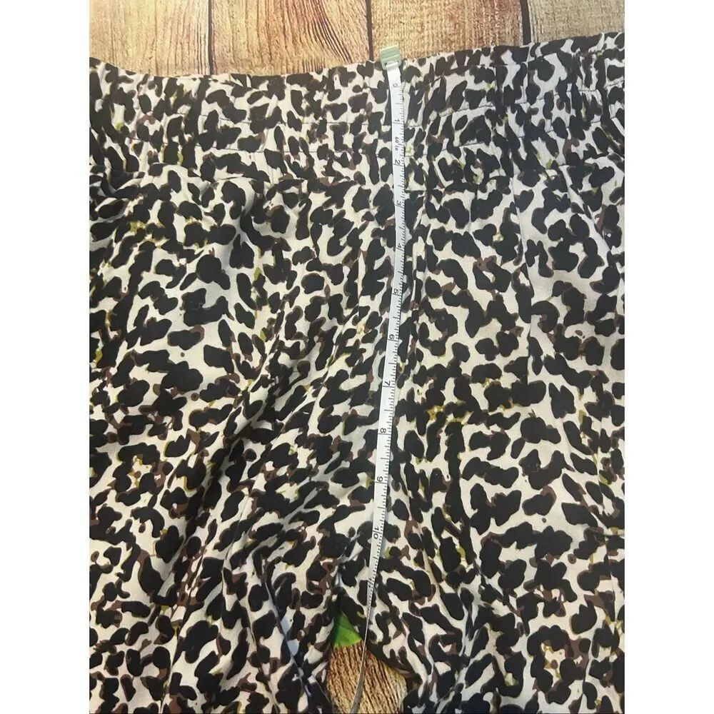 Cabi Cheetah Print Joggers Size S - Picture 3 of 7
